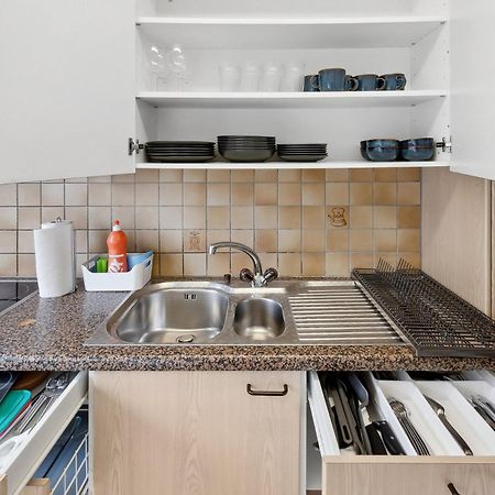 Cozy 2 Bedroom Apartment In Zürich Exteriör bild
